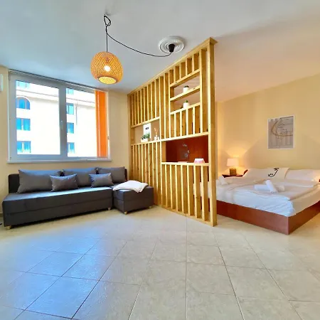 Karolina Hotel - Private Apartment - Sunny Beach *