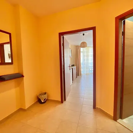 Karolina Hotel - Private Apartment - Sunny Beach